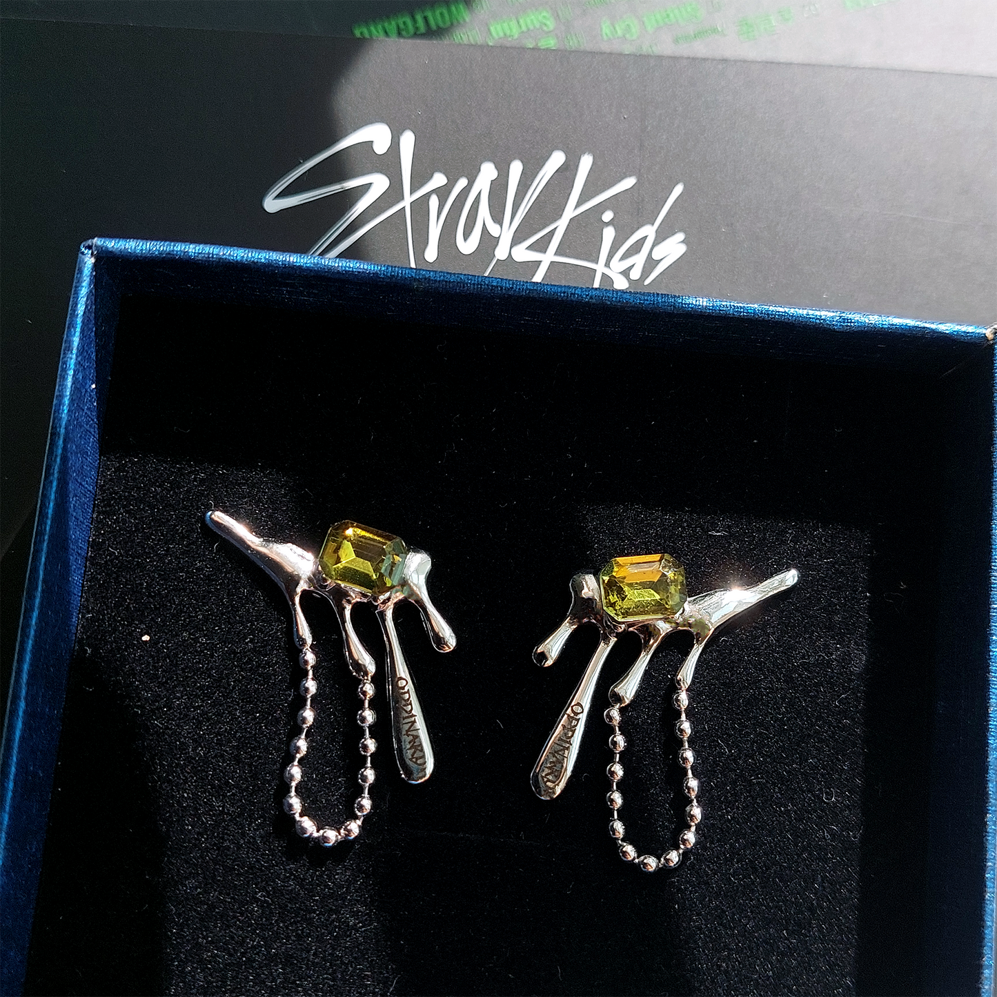 SKZ Oddinary earrings