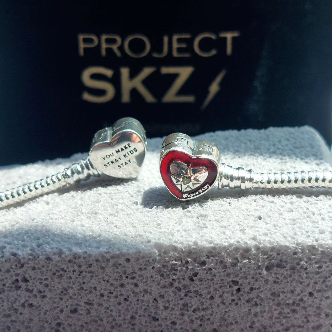 PROJECT SKZ! heart clasp bracelet