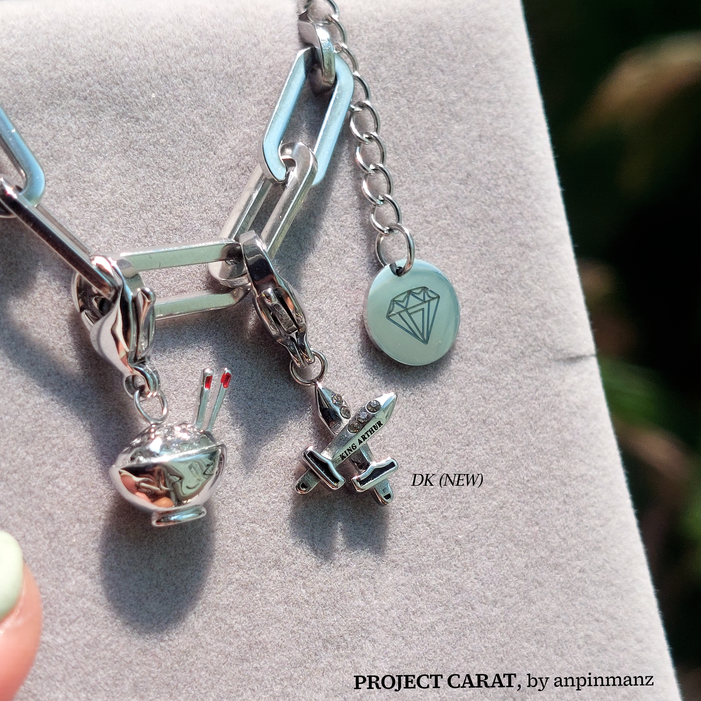 PROJECT CARAT member charms (OT13)