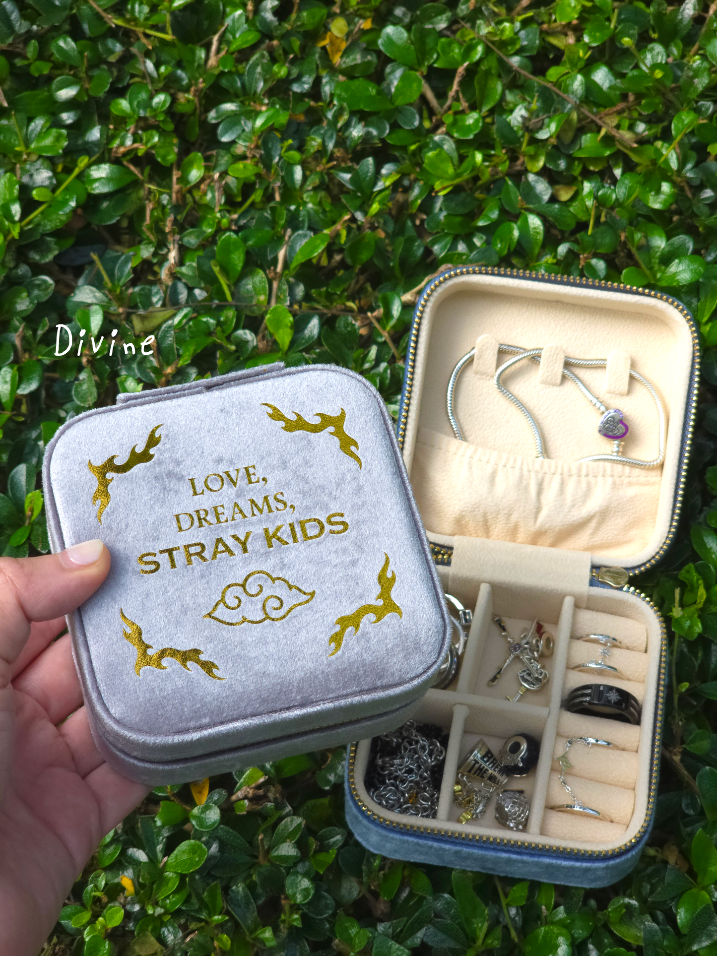 SKZ Divine/Twilight jewelry organizers